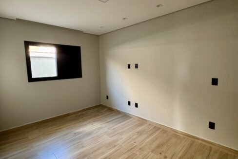 WhatsApp Image 2026-04-07 at 13.45.51 (12)