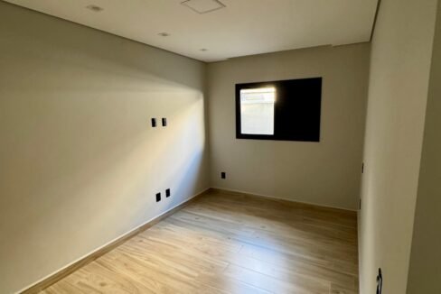 WhatsApp Image 2026-04-07 at 13.45.51 (7)