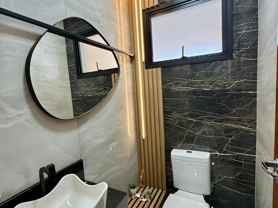 WhatsApp Image 2026-04-08 at 11.24.54